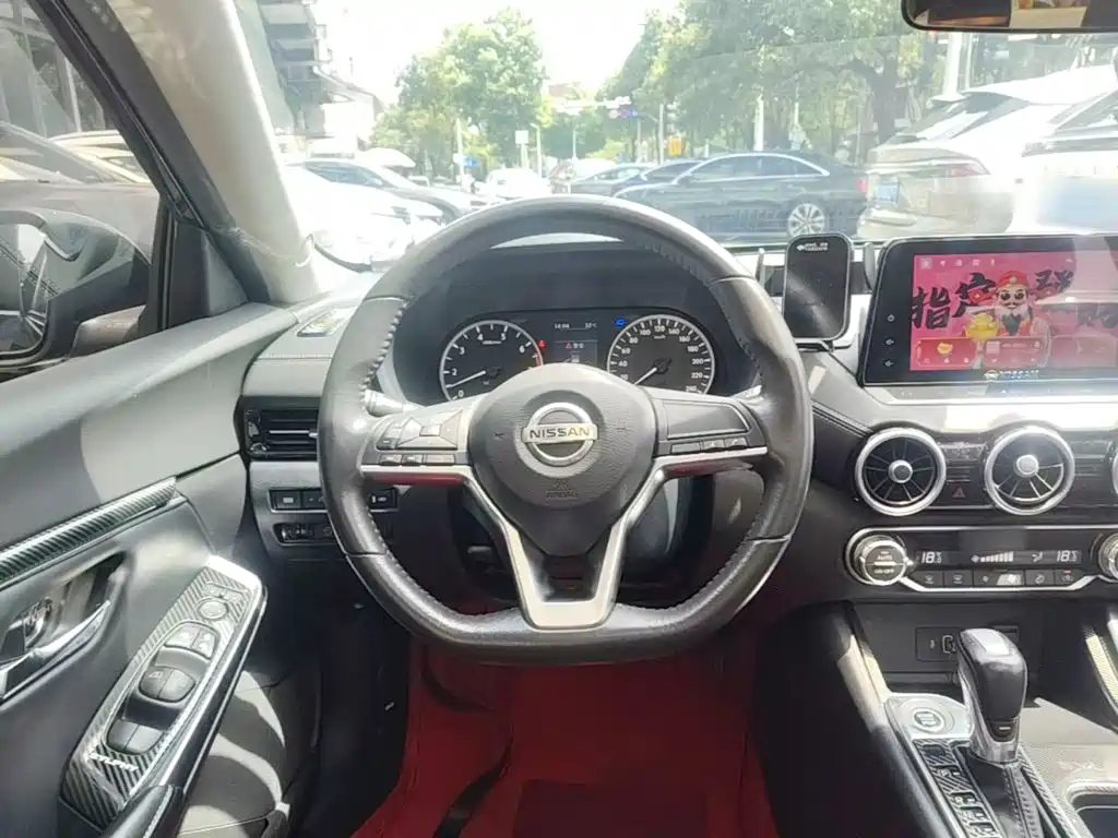 Nissan SYLPHY, миниатюра 11