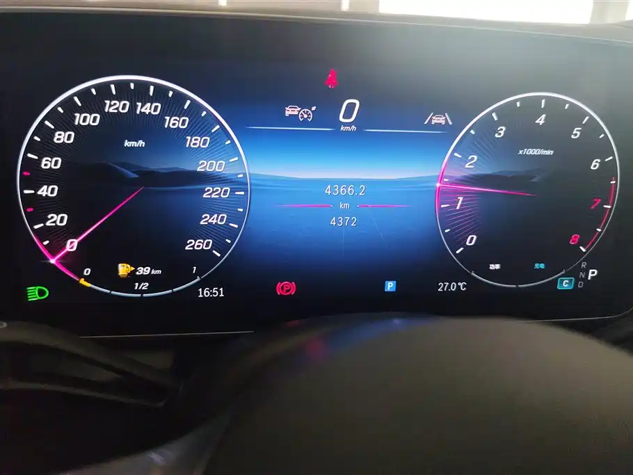 Mercedes-Benz GLC 2025 GLC 300 L 4MATIC Dynamic 5-seater фото 14