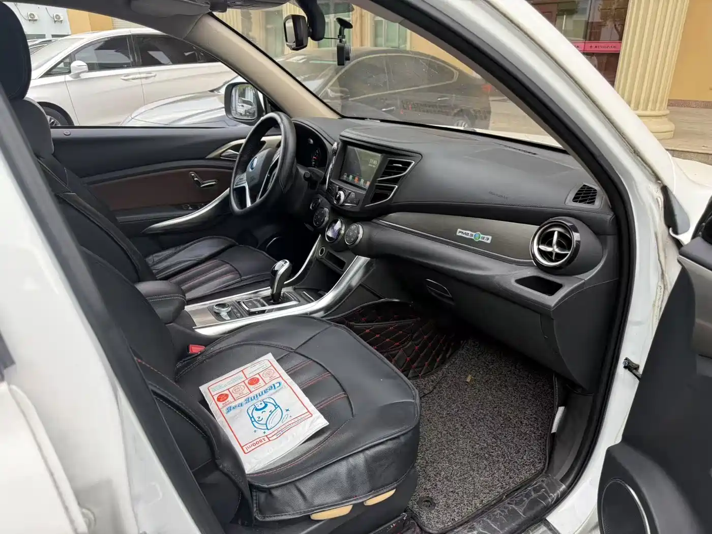 BYD Song New Energy 2017 Song DM 1.5TID Full-time 4WD Premium фото 4