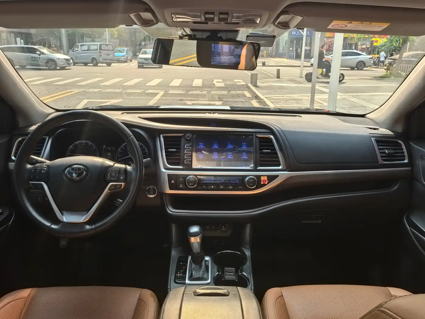 Toyota Highlander 2018 Model 2.0T 4WD Knight Edition 7-Seater China VI фото 11