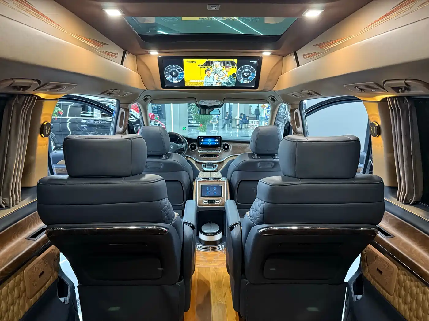 MERCEDES-BENZ V CLASS