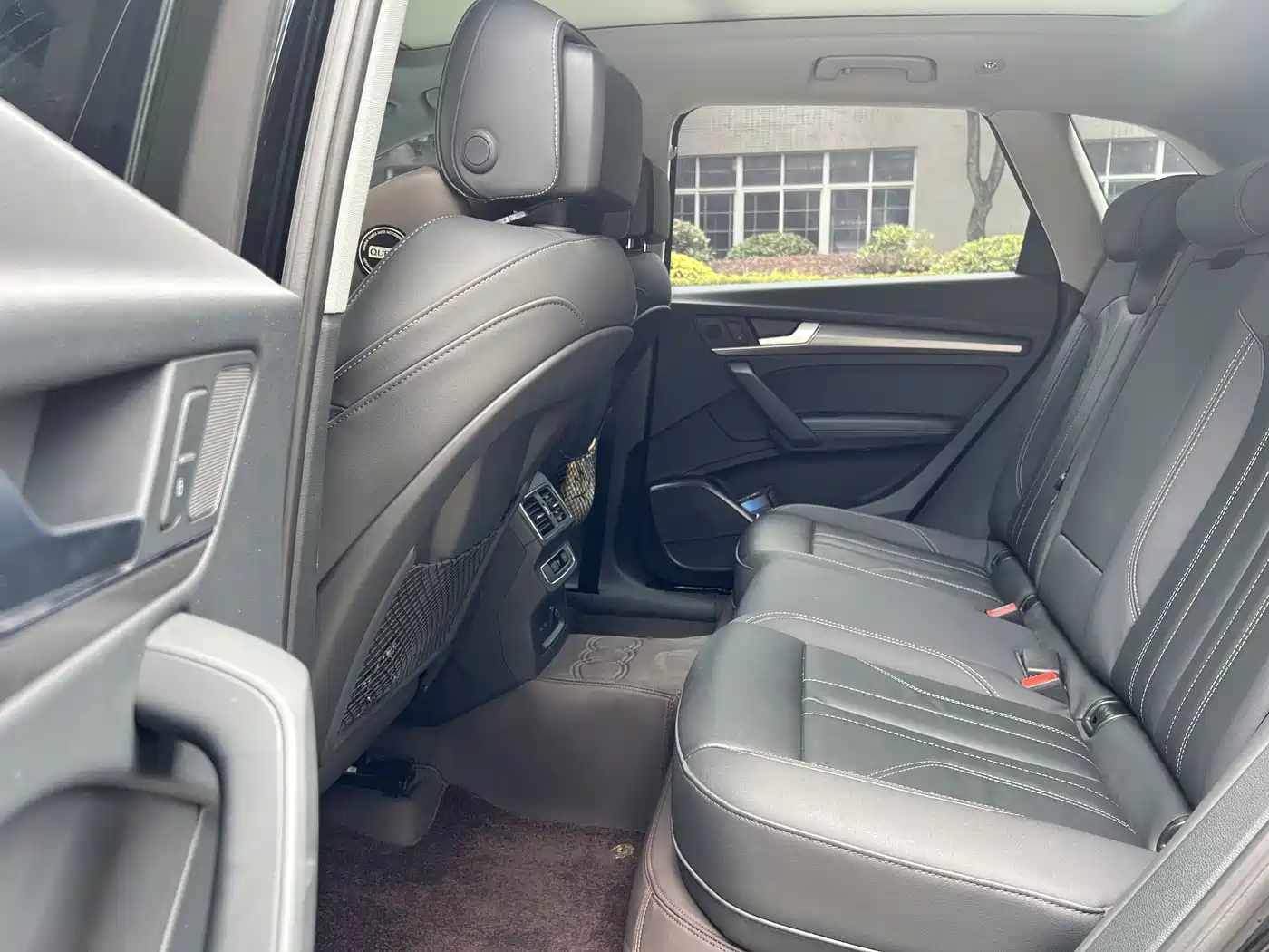 Audi Q5L 2022 40T Luxury Dynamic фото 8