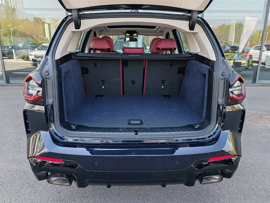 BMW X3 2023 Facelift xDrive30i Leading M Night Package фото 9