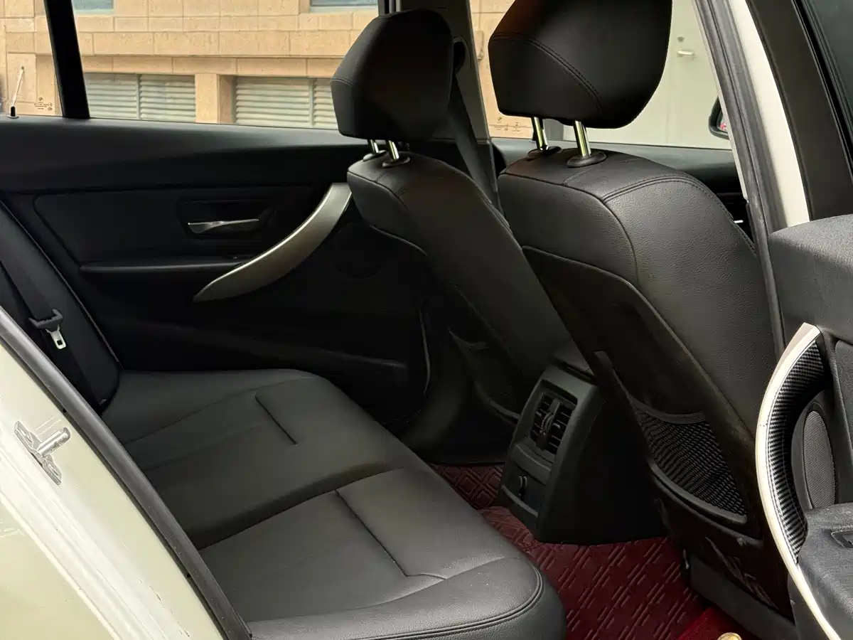BMW 3 Series 2015 320i Super Joy Fashion фото 19