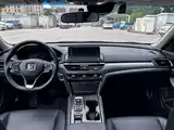 Фото 7 - Honda Accord