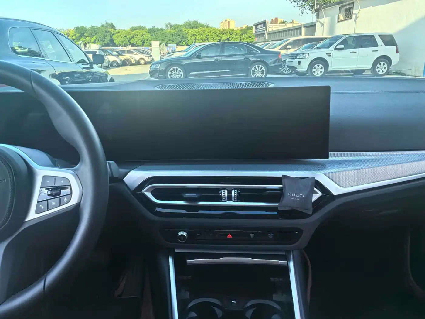 BMW i4 2023 eDrive40 фото 12