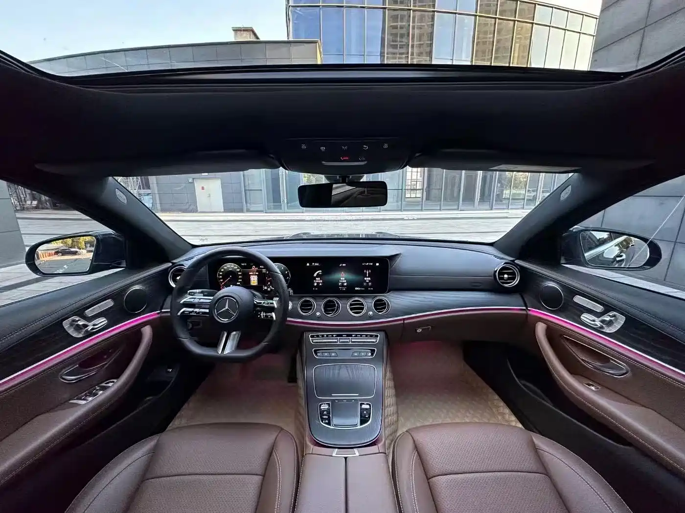 Mercedes-Benz E-Class 2022 Model Facelift III E 300 L Sport Fashion фото 4
