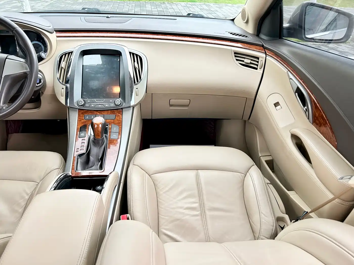 Buick LaCrosse 2013 2012 2.4L SIDI Luxury Edition