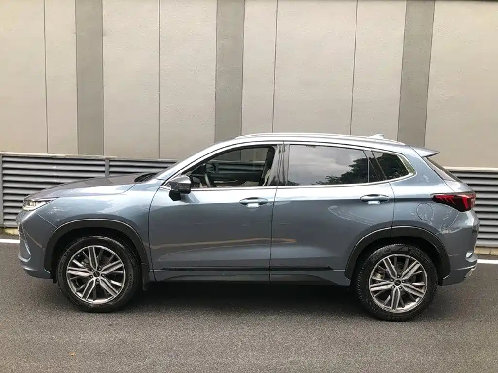 Exeed Windchaser 2020 2019 Model 1.6T DCT Xing Zun Edition