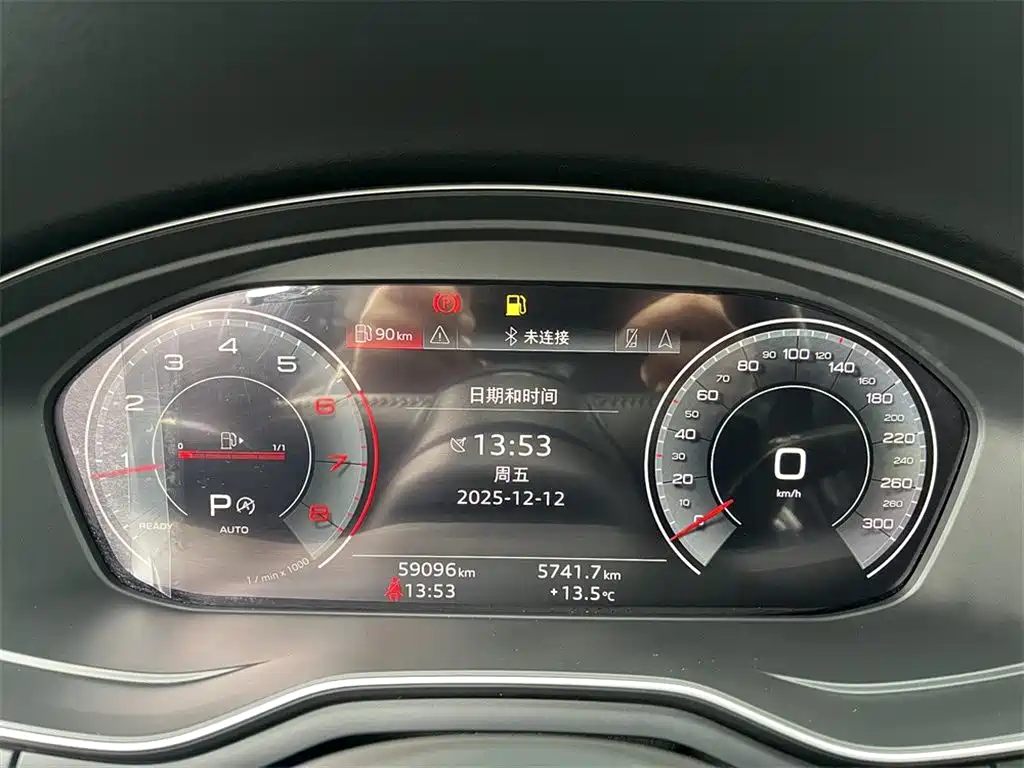 Audi A4L 2020 40 TFSI Fashion Dynamic Edition фото 11