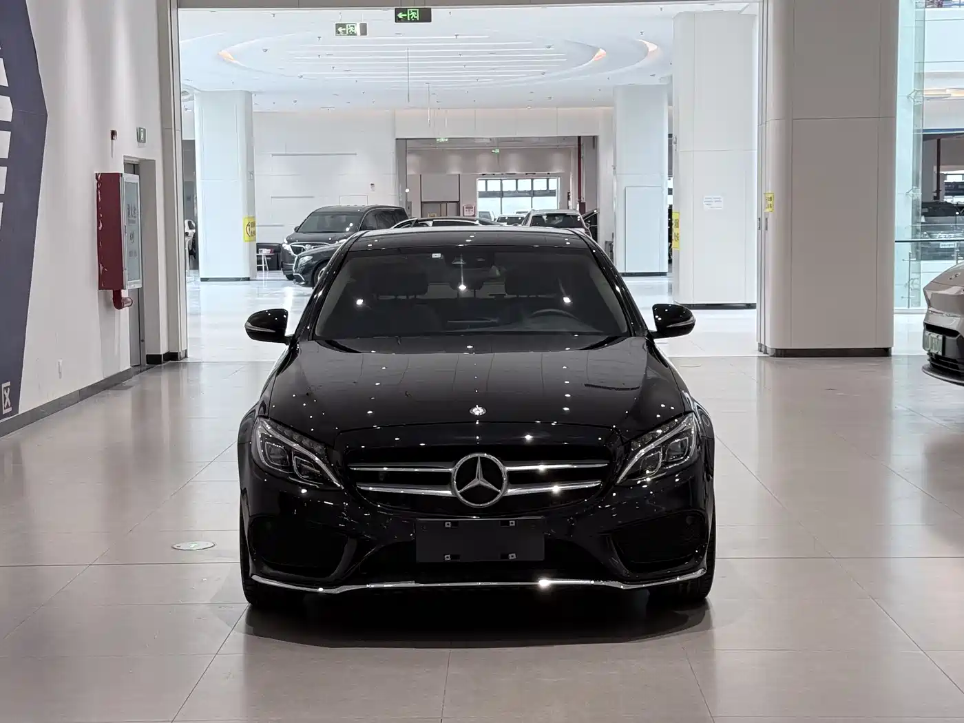 Mercedes-Benz C-Class 2015 C 200 L 4MATIC фото 2