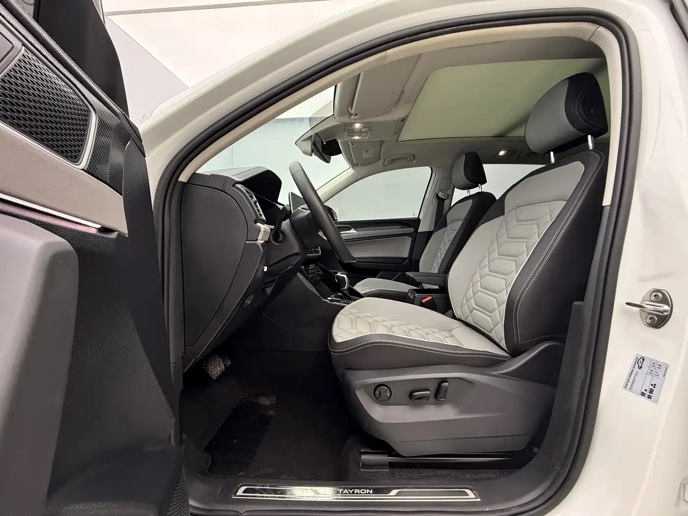 Volkswagen Tayron 2023 280TSI 2WD Luxury Plus Advanced Edition фото 19