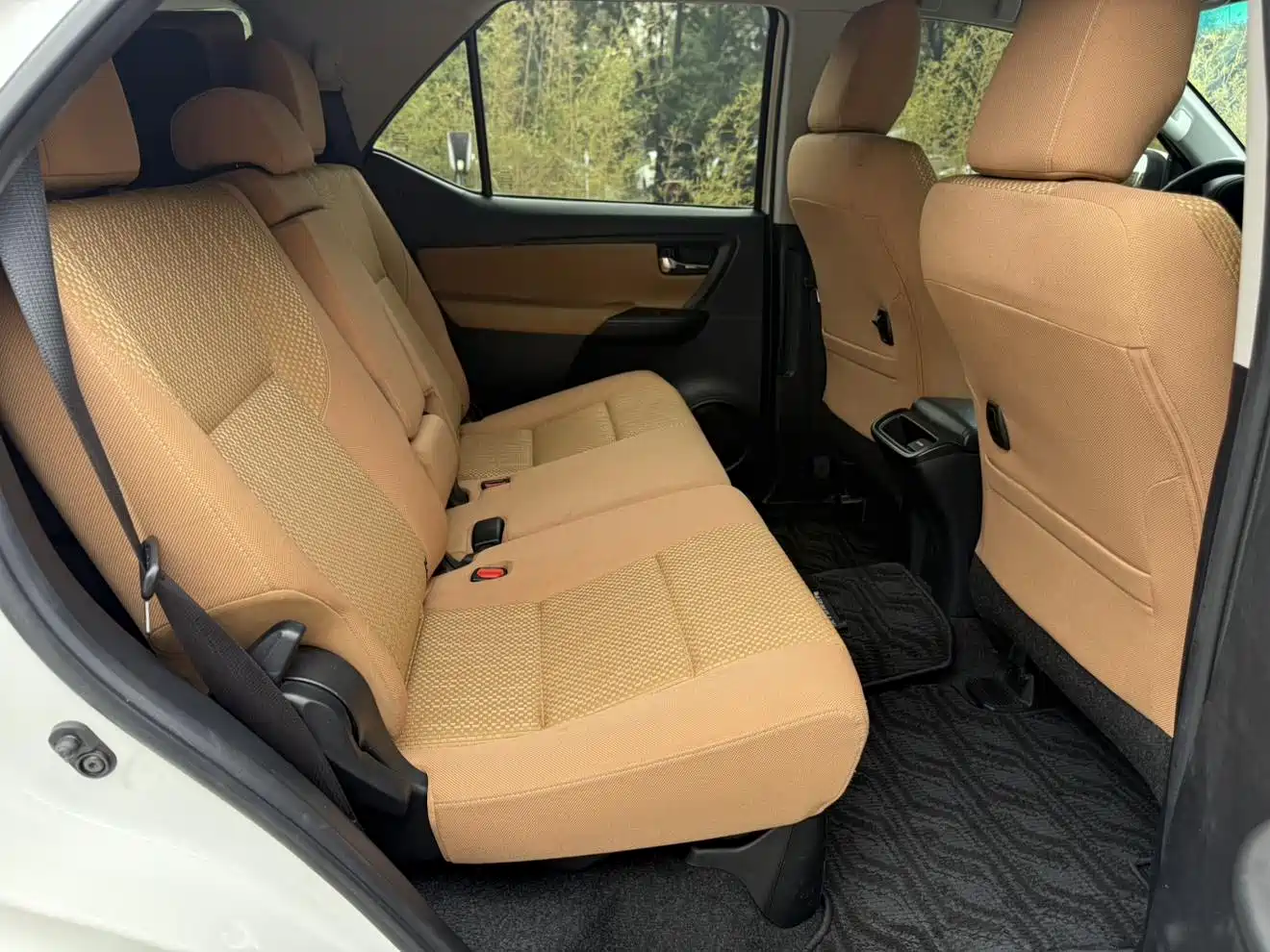 Toyota Fortuner 2016 2.7L Middle East Edition фото 18