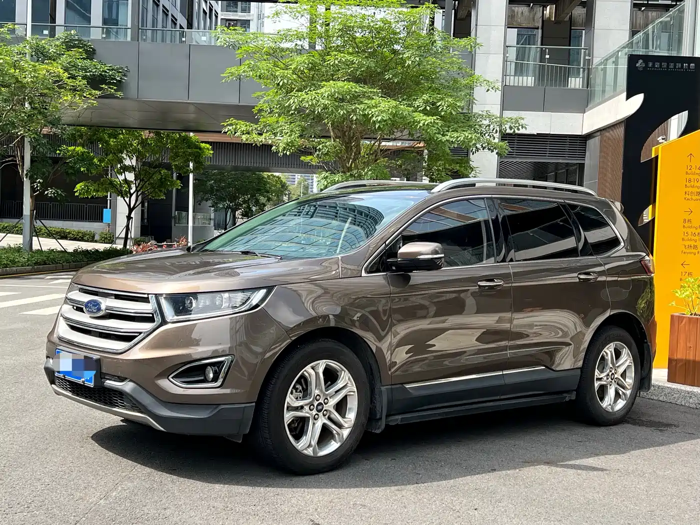 Фото 1 - Ford Edge