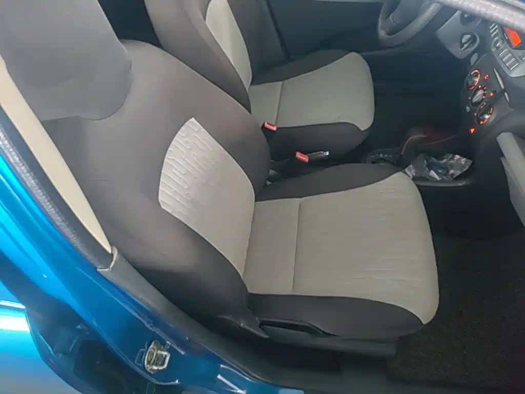 Suzuki Alto 2015 2013 1.0L Automatic Deluxe