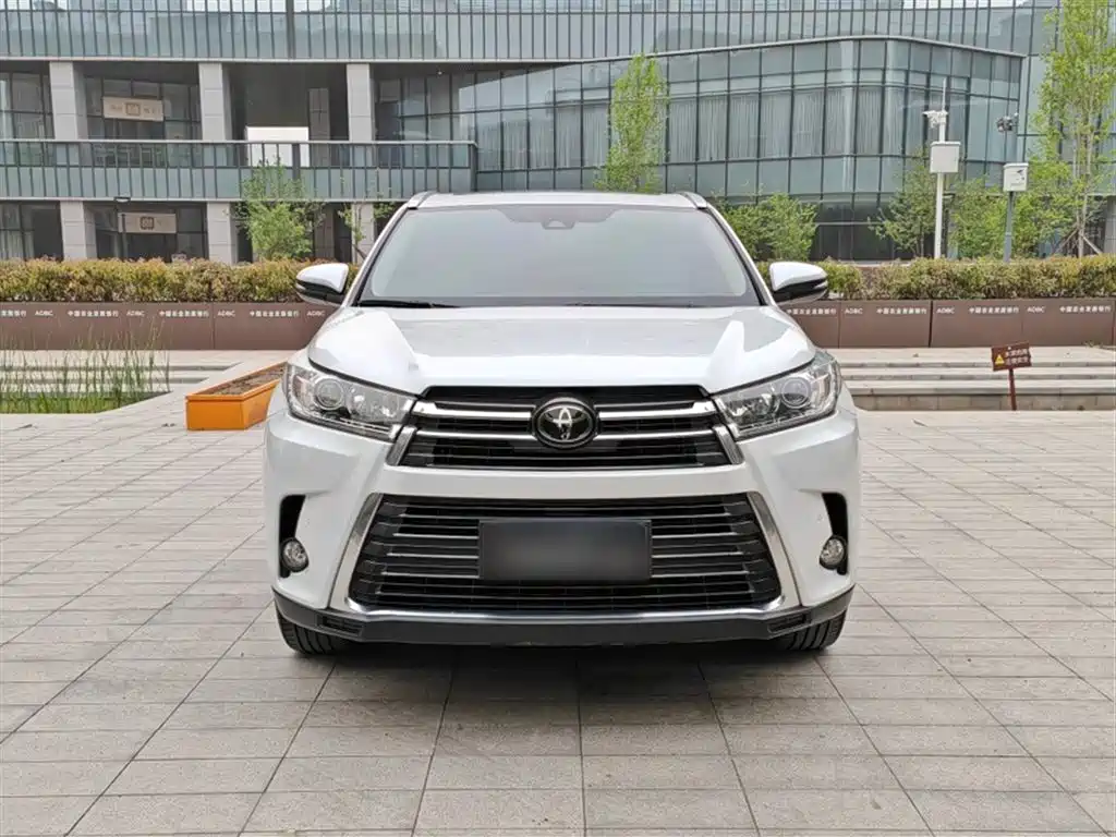 Toyota Highlander 2021 2.0T AWD Premium 7-Seater фото 10