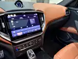 Photo 6 - Maserati Ghibli