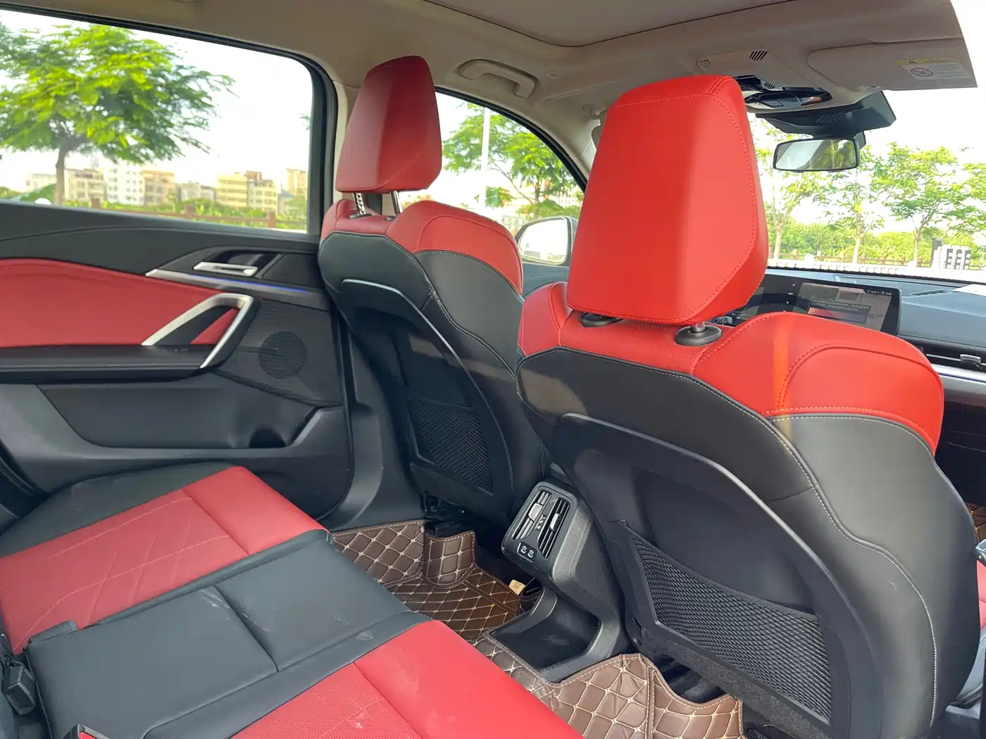 BMW X1 2024 sDrive25Li M Sport Package фото 13
