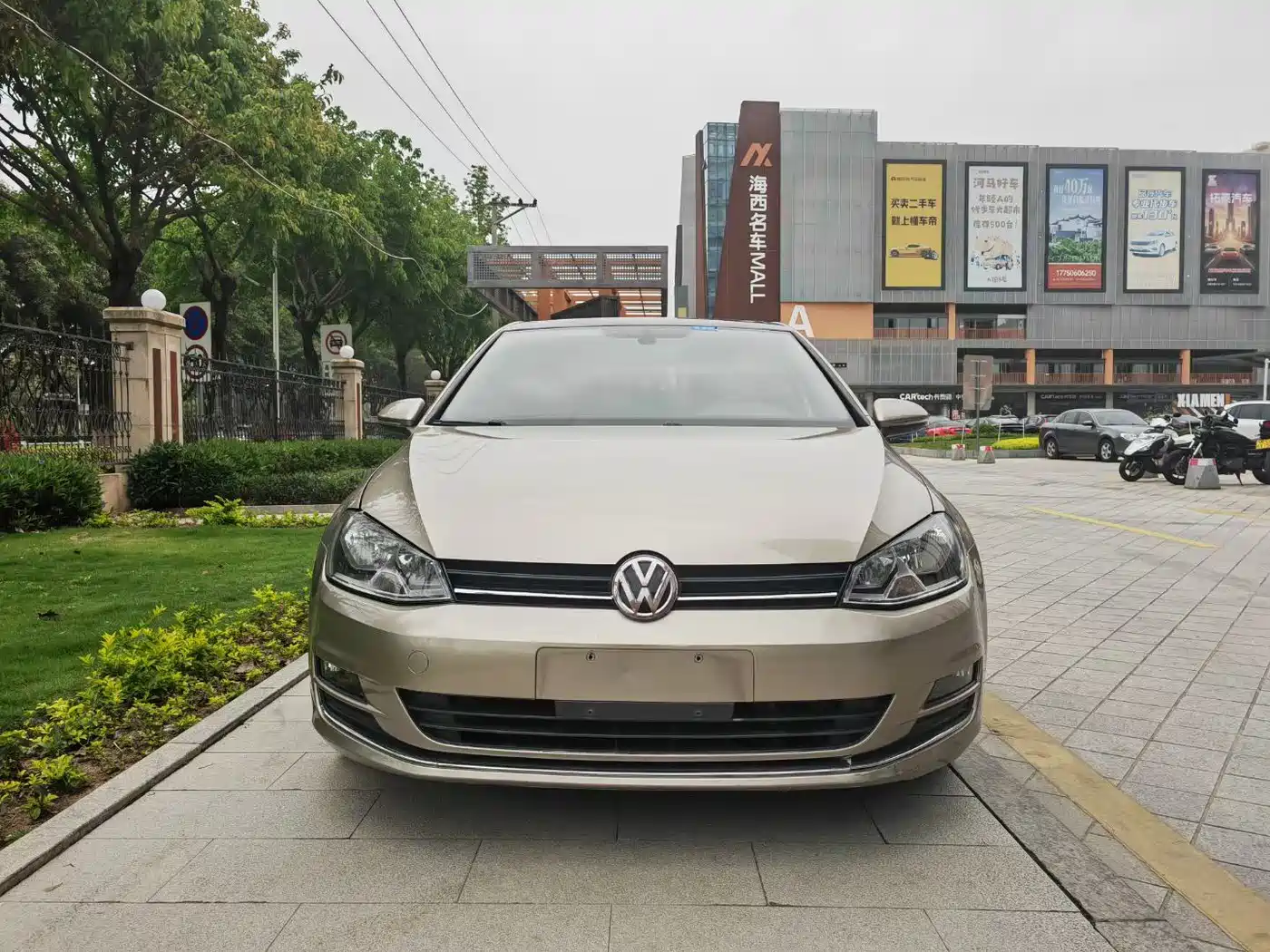 Volkswagen Golf 2014 1.4TSI Automatic Luxury фото 2