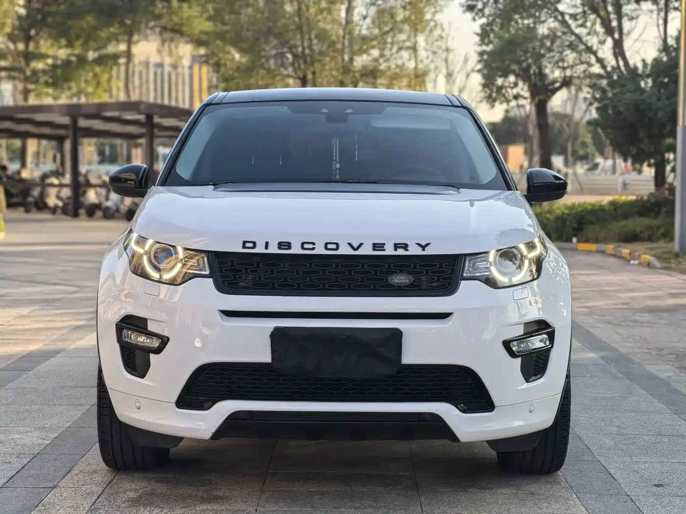 Land Rover Discovery Sport 2018 240PS SE Edition фото 2