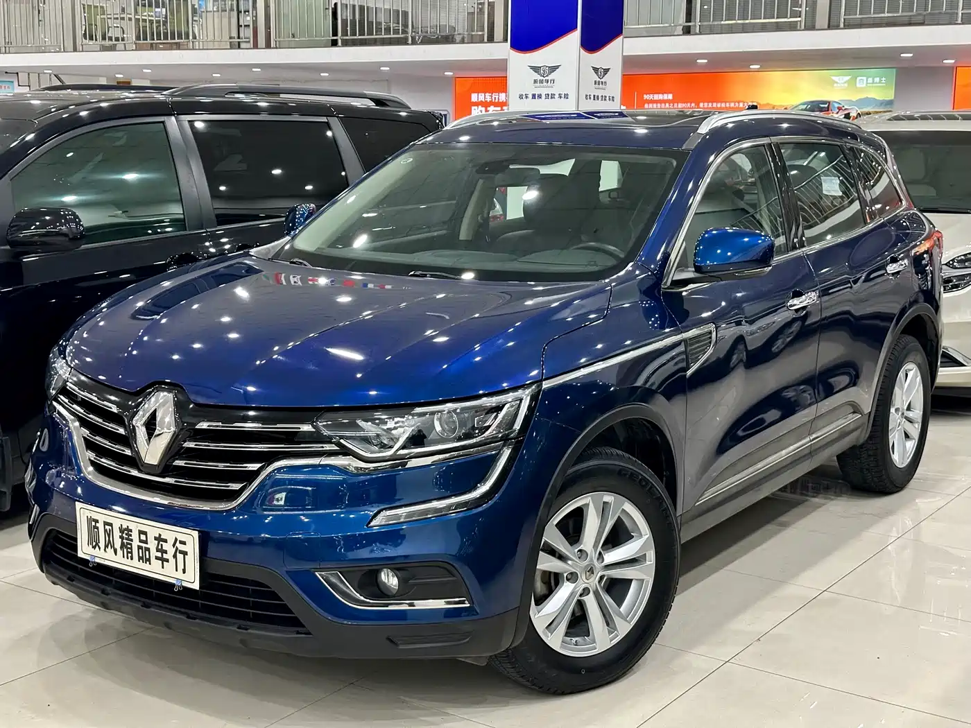 RENAULT COREO