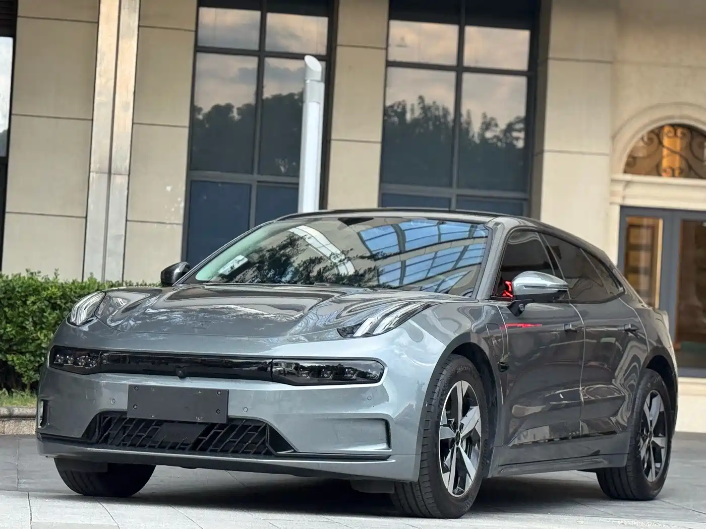 ZEEKR EXTREME KRYPTON 001