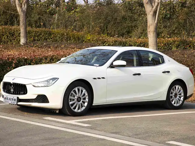 MASERATI GHIBLI