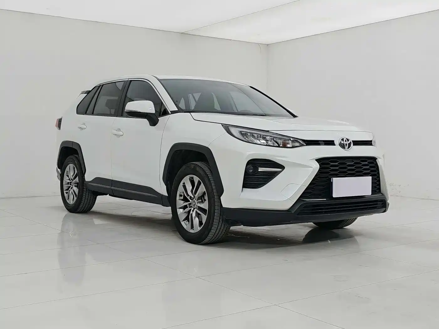 Toyota Wildlander 2024 2023 2.0L CVT FWD LE