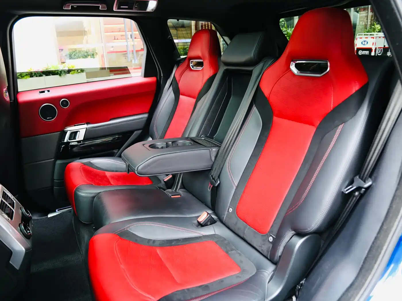 Land Rover Range Rover Sport 2021 5.0 SC V8 SVR фото 13