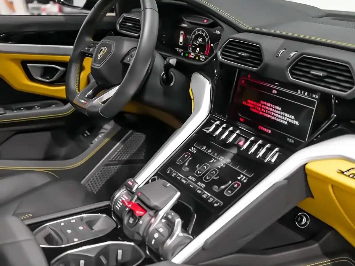 Lamborghini Urus 2023 4.0T V8 S фото 7