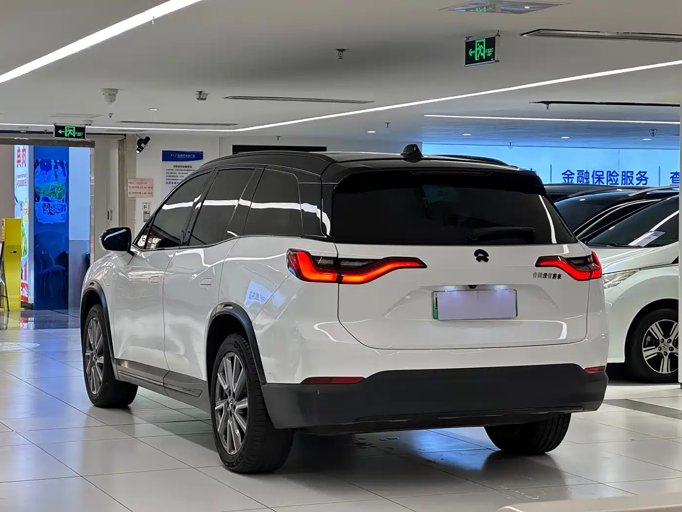 NIO ES8 2019 2018 355KM Base Model 7-Seater Version