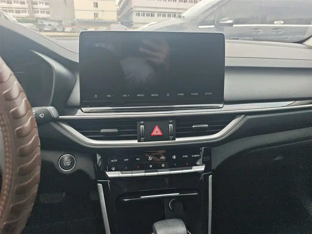 Kia K3 2021 1.5L CVT Fashion Edition фото 6