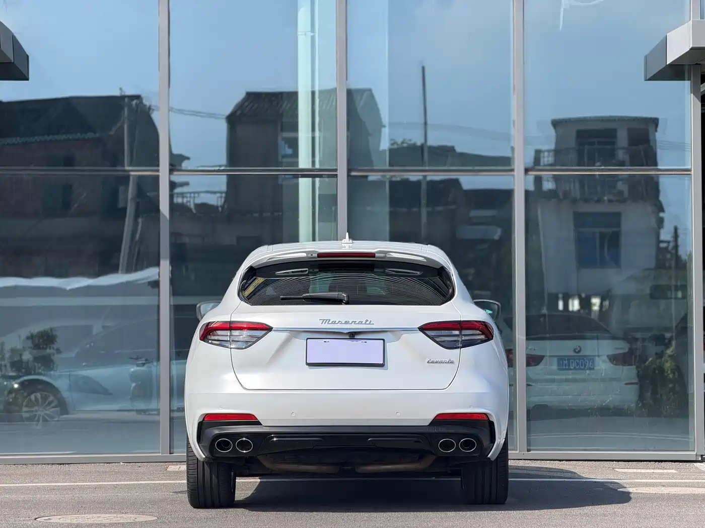 Фото 4 - Maserati Levante