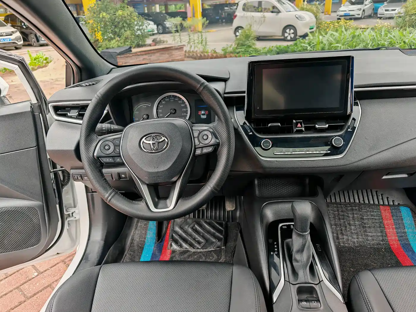 Toyota Levin 2022 Dual Engine 1.8H E-CVT Luxury Edition фото 11