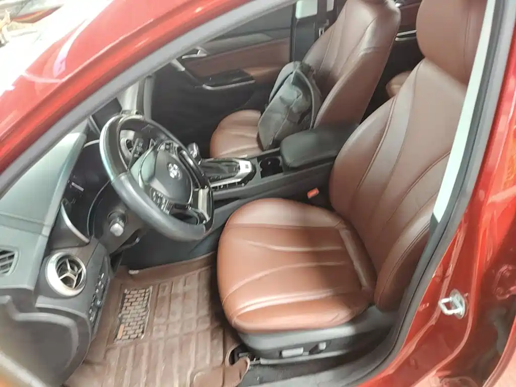 BAIC Senova D50 2018 2018 1.5L CVT Premium Smart Connect Edition