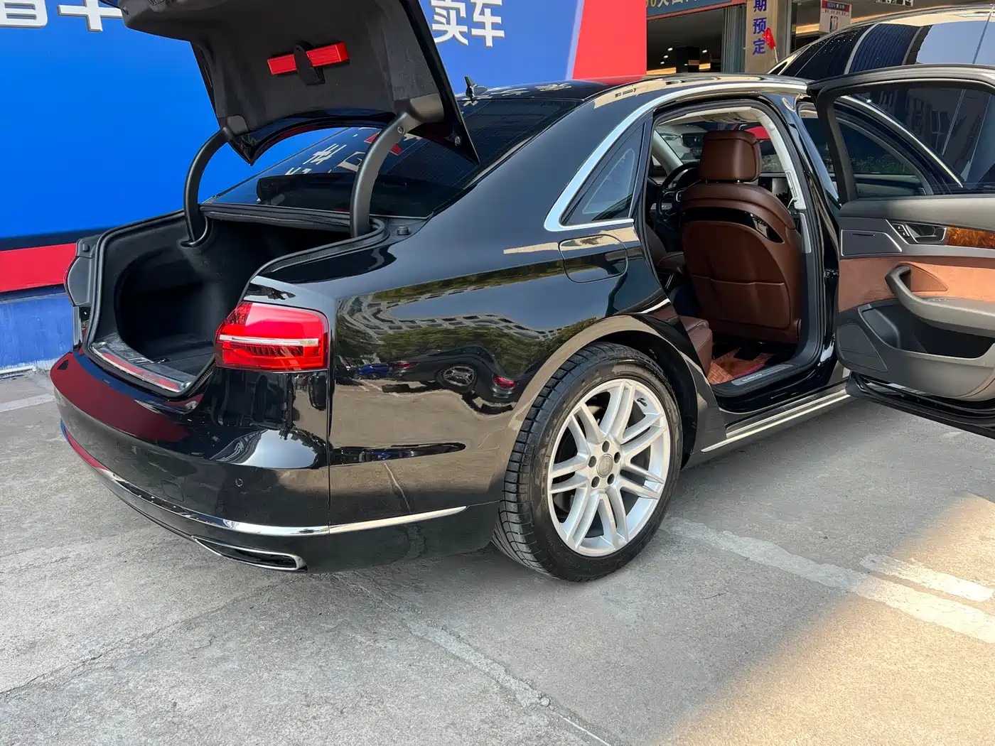 Audi A8 2017 A8L 45 TFSI quattro Comfort фото 9