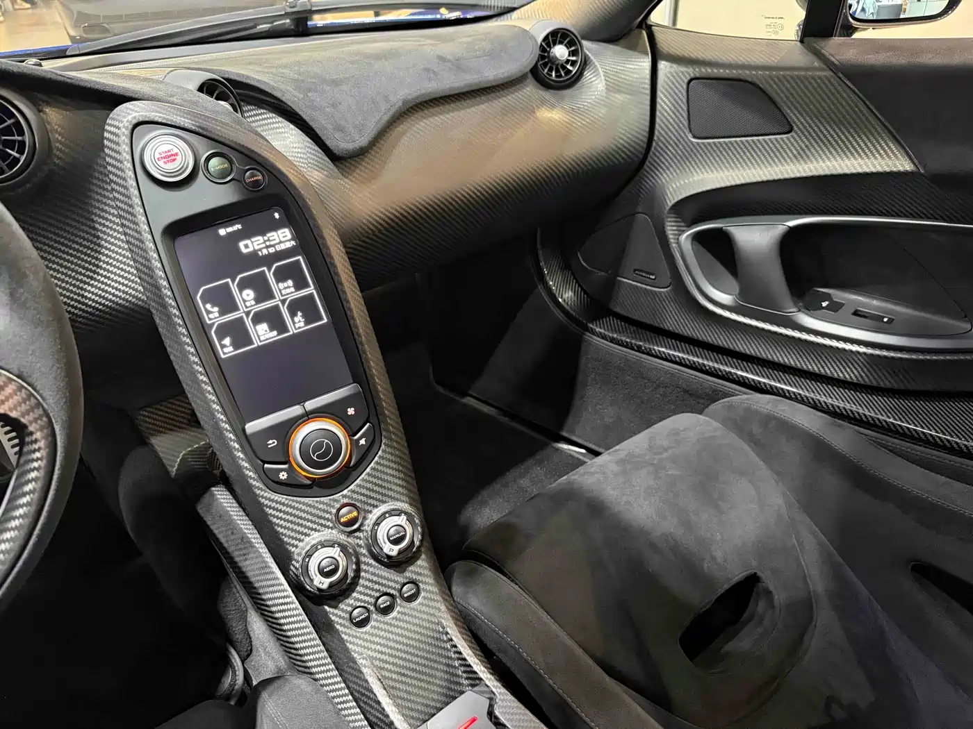 McLaren P1 2016 2014 3.8T Standard