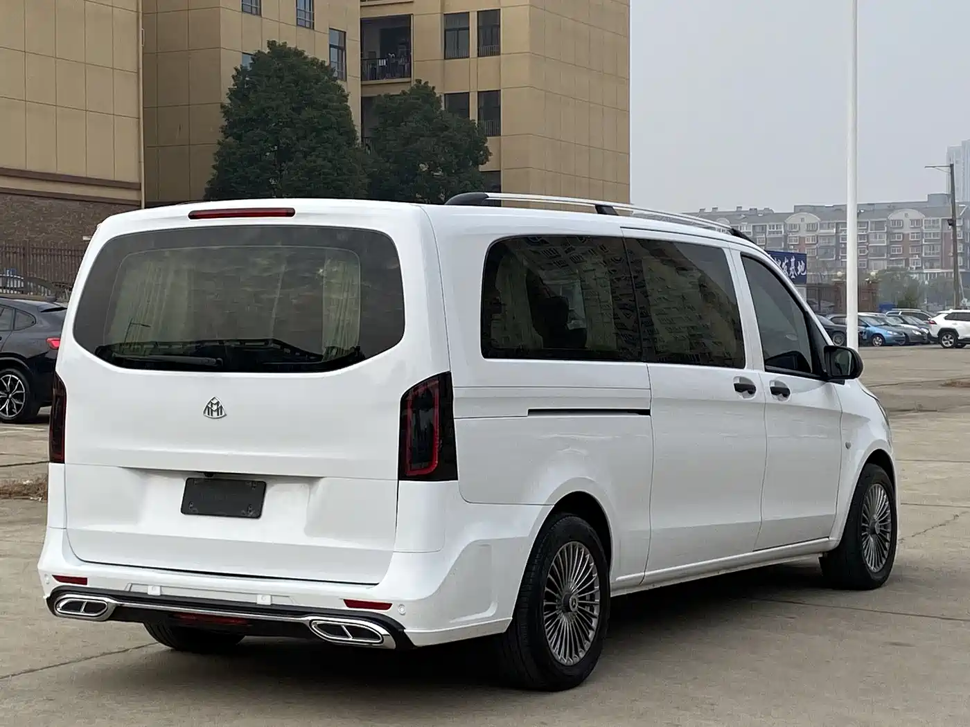 Mercedes-Benz Vito 2016 2.0T Elite Edition фото 7