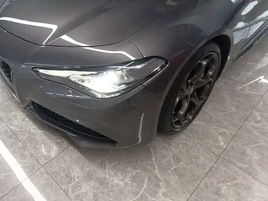 Alfa Romeo Giulia 2021 2021 2.0T 280HP Luxury