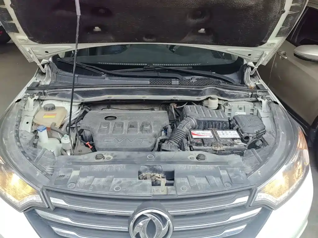 Dongfeng Aeolus Dongfeng Fengshen AX7 2015 2015 2.0L Automatic Smart Ease