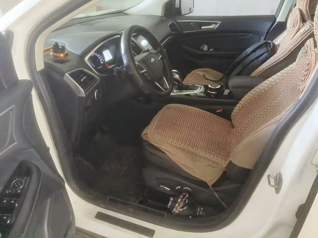 Ford Edge 2017 2016 EcoBoost 245 2WD Luxury 7-Seater