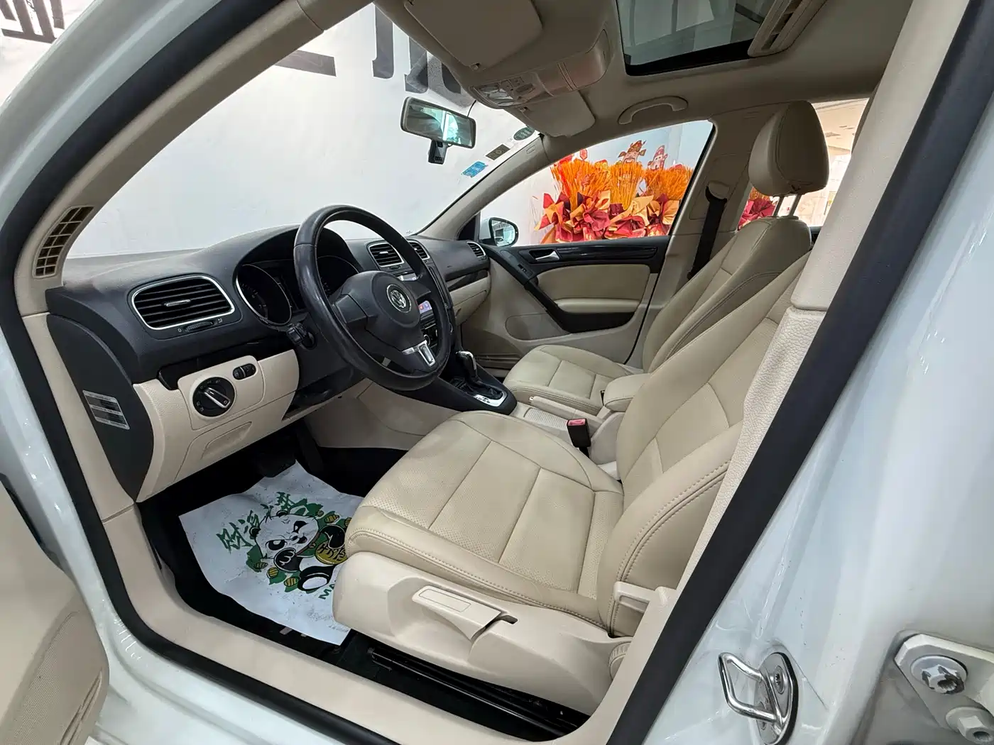 Volkswagen Golf 2012 1.4TSI Automatic Comfort фото 8