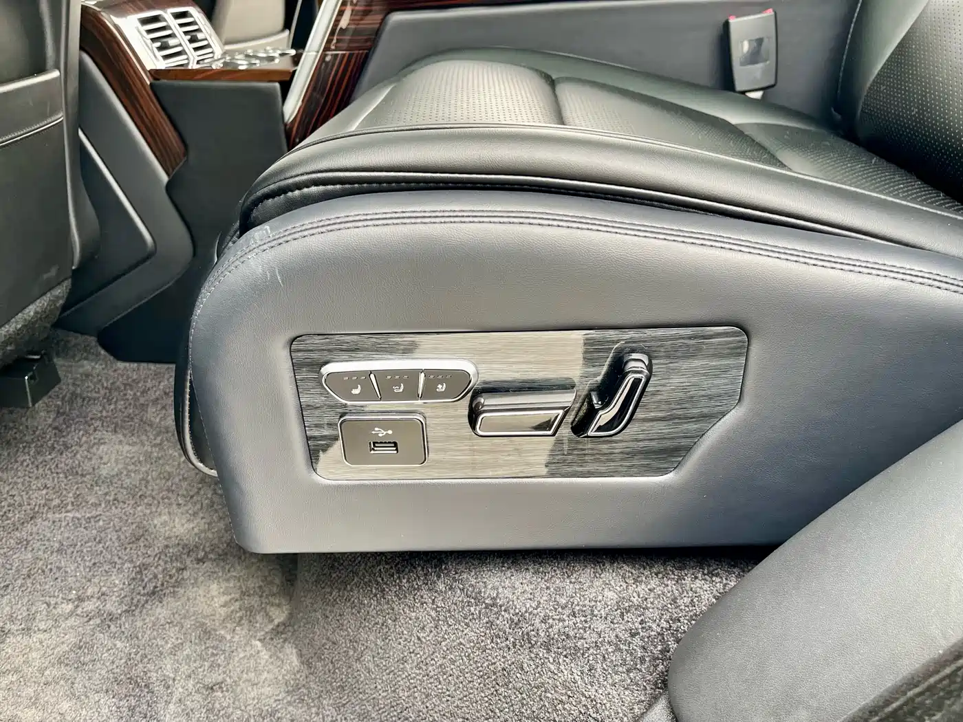 Land Rover Range Rover 2013 5.0 SC V8 Vogue SE фото 22