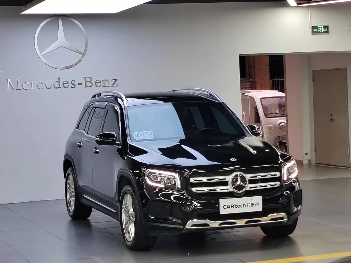Mercedes-Benz GLB, миниатюра 2
