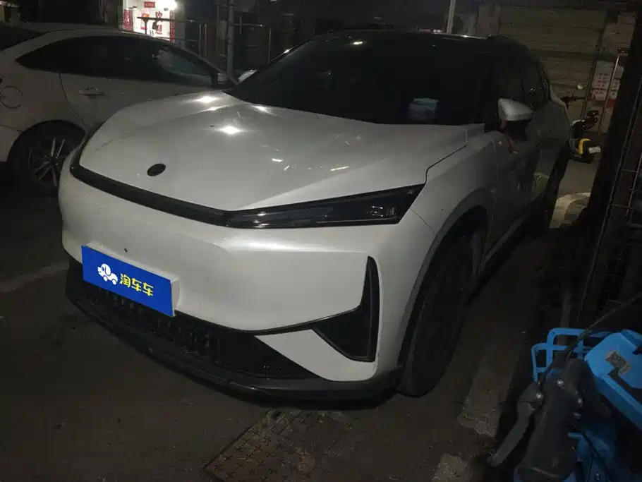Dongfeng Aeolus Dongfeng Fengshen L7 2024 — пригон из Китая