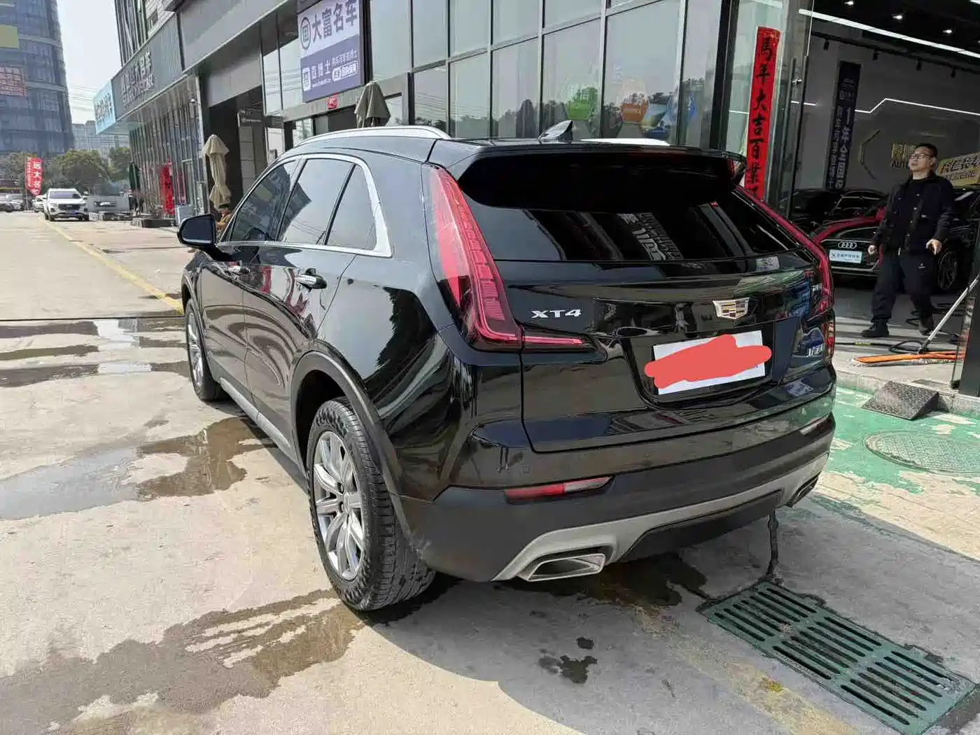 CADILLAC XT4