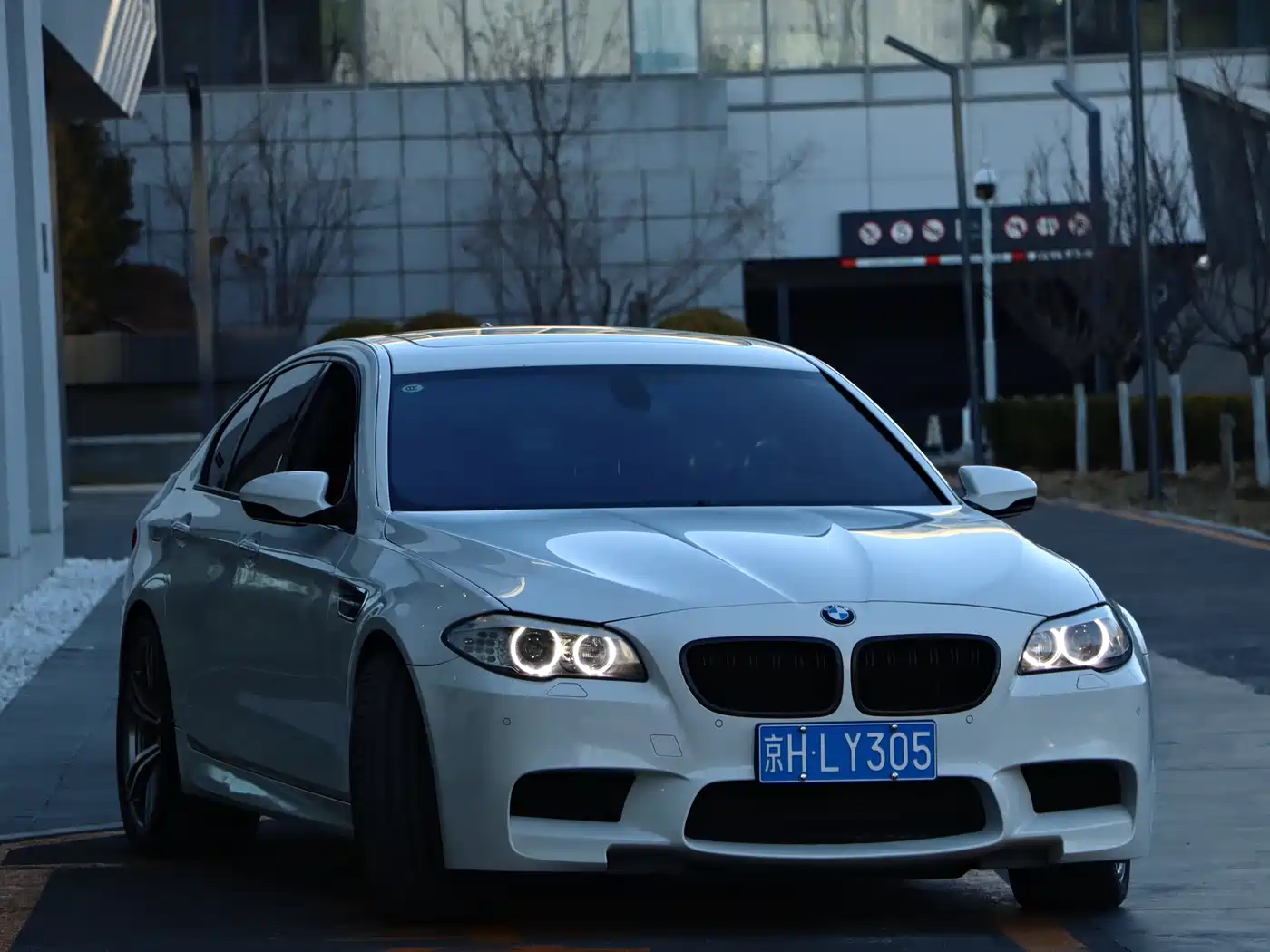 BMW M5 2012 M5 фото 4