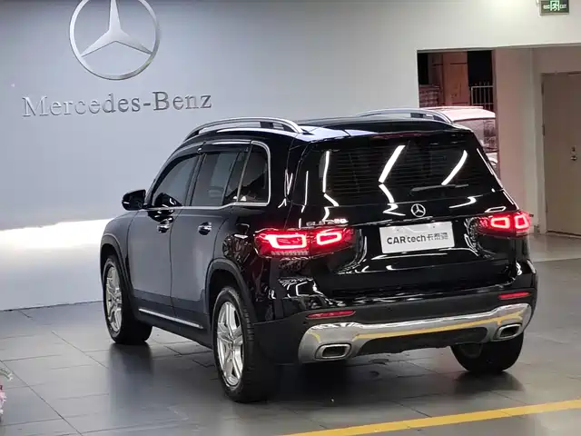Mercedes-Benz GLB 2023 GLB 220 Dynamic — фото 4