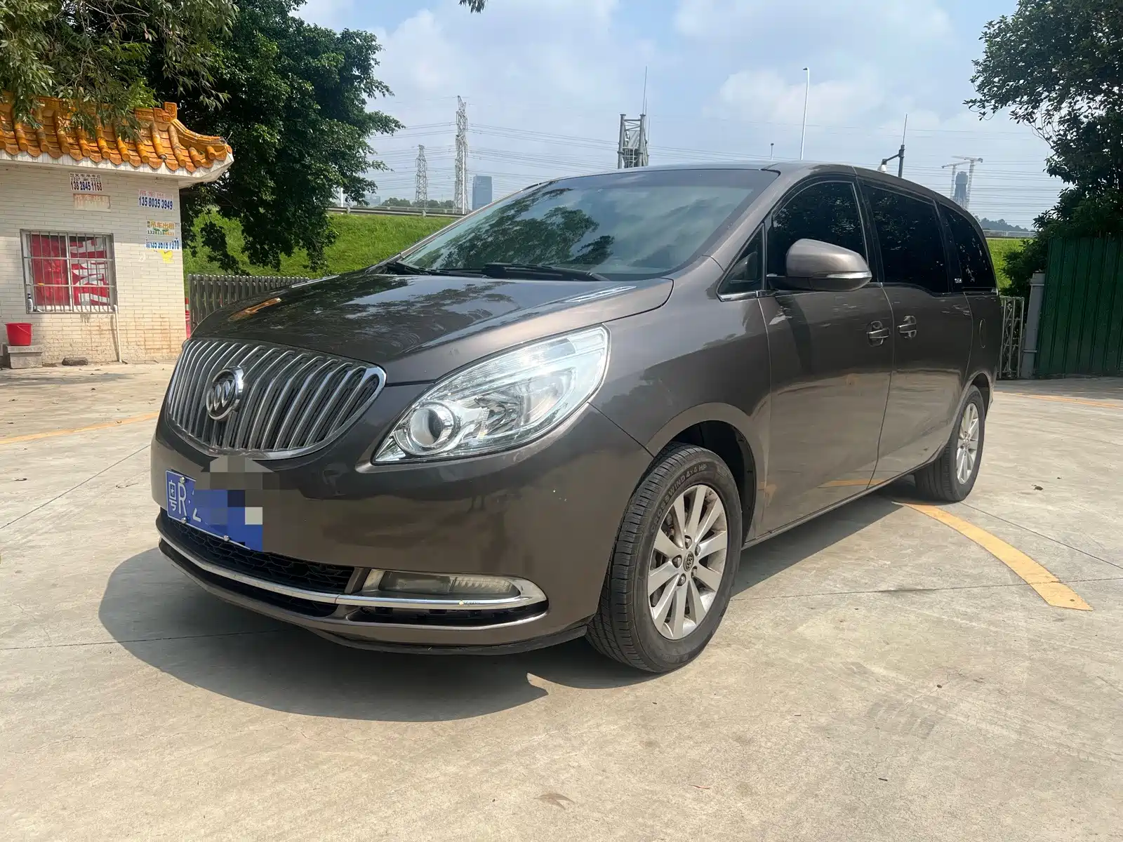 Фото 1 - Buick GL8