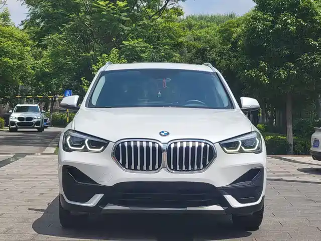 BMW X1 2021 Facelift sDrive20Li Fashion — фото 2